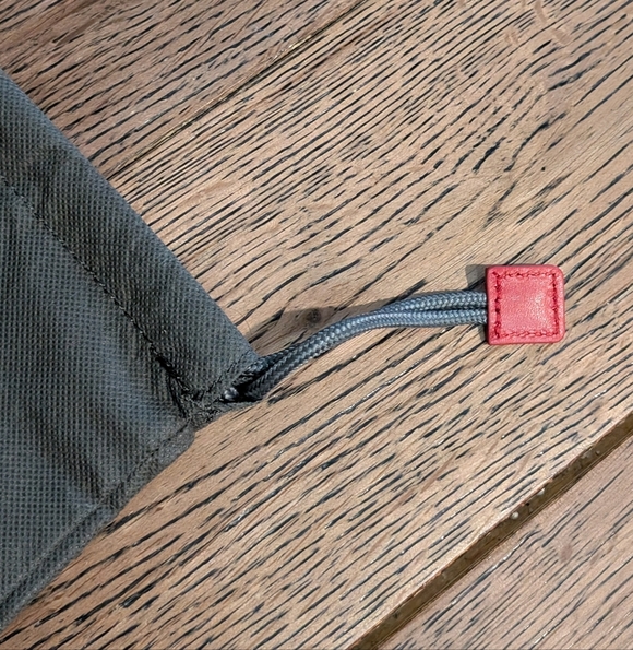 Tumi Large Dust Bag / Bag Cover - Picture 3 of 3